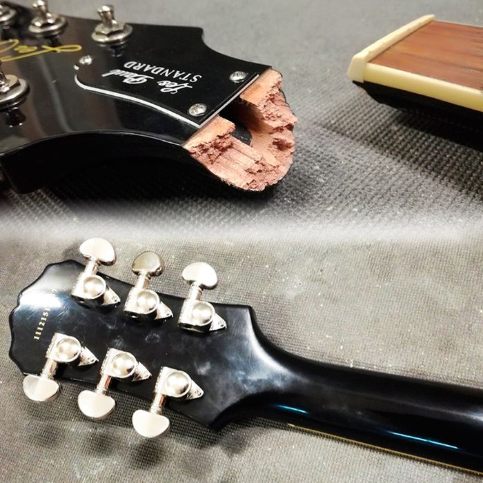 Качественный ремонт гитар.