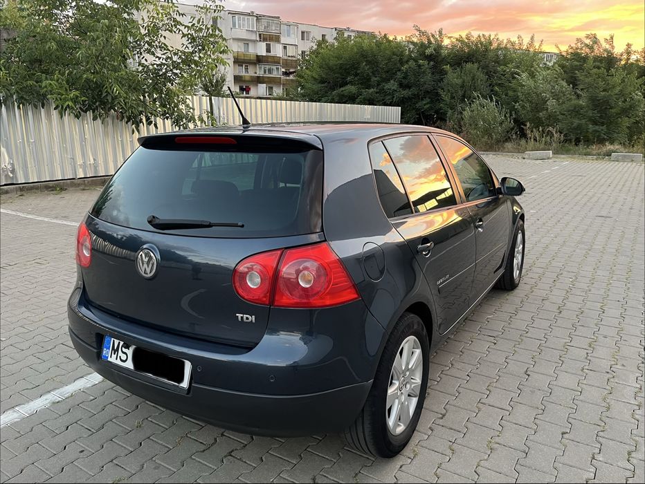 VOLKSWAGEN Golf 2009 — imagine 4