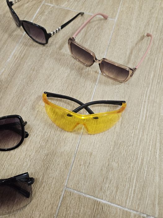 Продам очки солнцезащитные