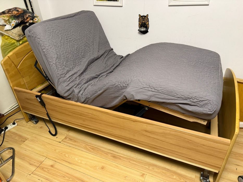 Pat electric și macara pacienti