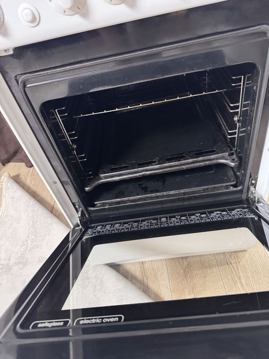 Продам плиту электрическую