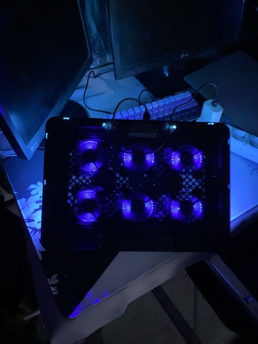 Подставка для ноутбук