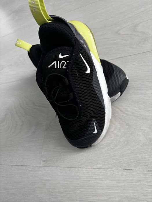 Детски маратонки Nike air max 270