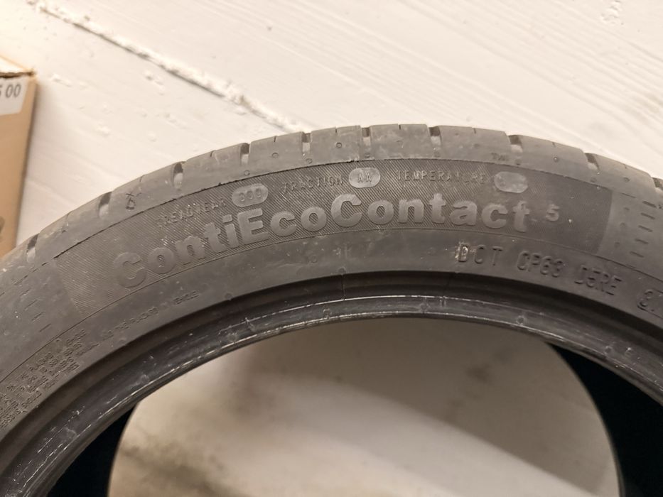 Летни гуми Continental 215/45 R17