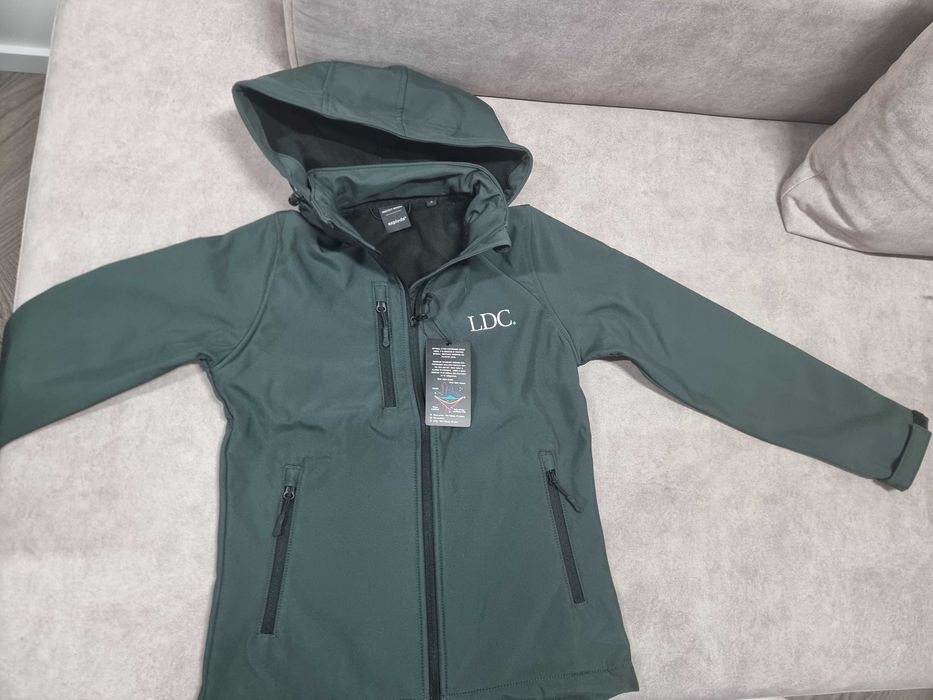 Softshell нептомокаемо дамско яке