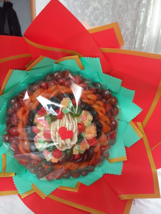 Собираю букеты из сухофруктов