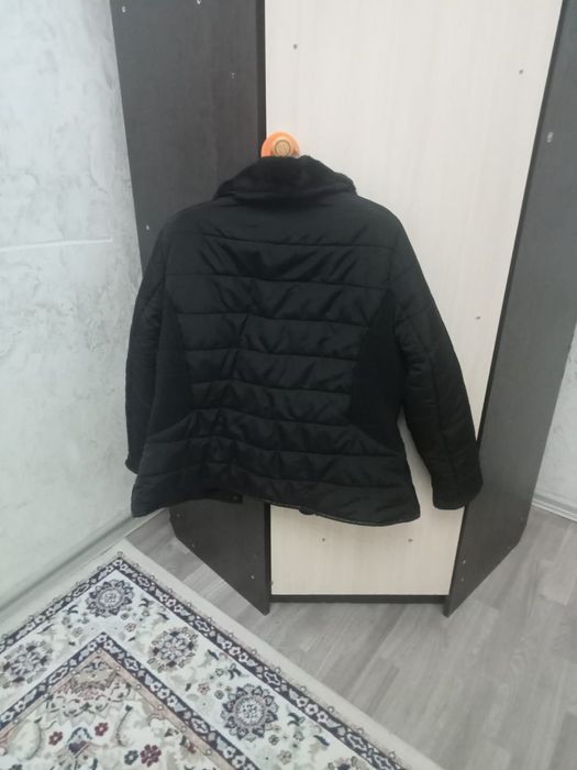 Куртка сатам 6 мын