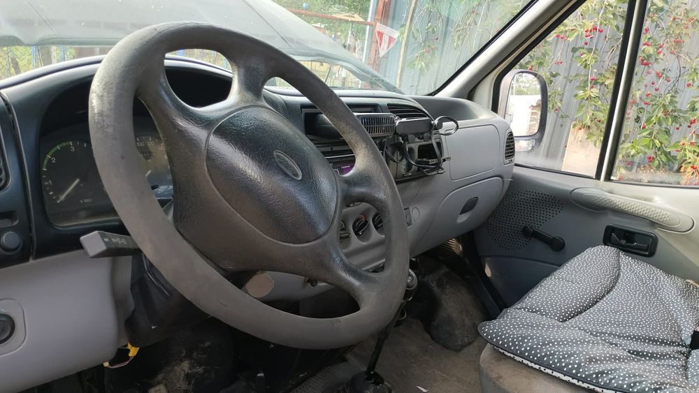 Autoutilitara Ford Transit 2.5 Diesel Benă