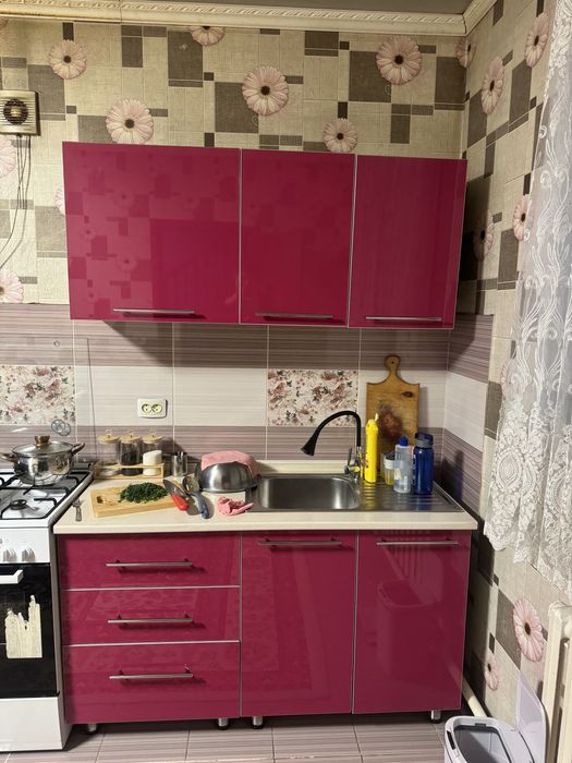 Продам кухонную гарнитуру