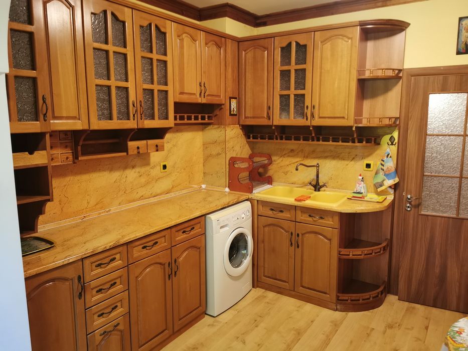 Дава се под наем Тристаен апартамент в Варна, Младост 1 - 86 кв.м за 408 € - Снимка #12