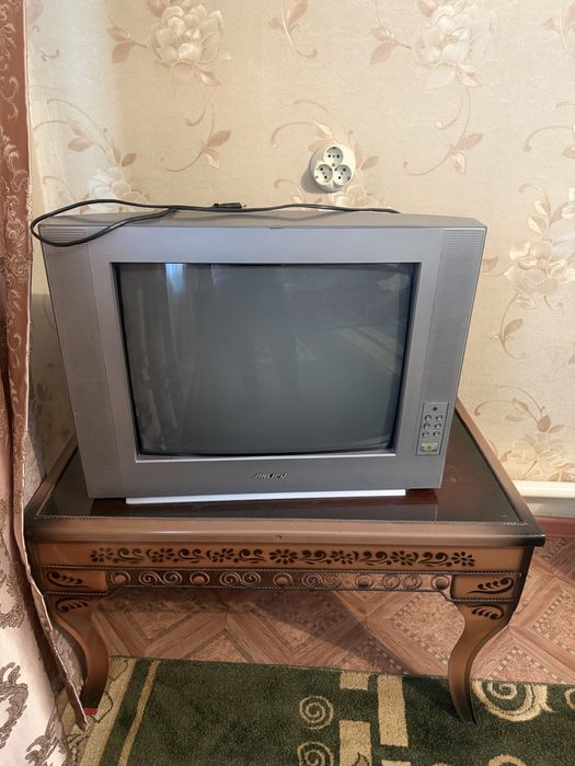 Телевизор рабочий