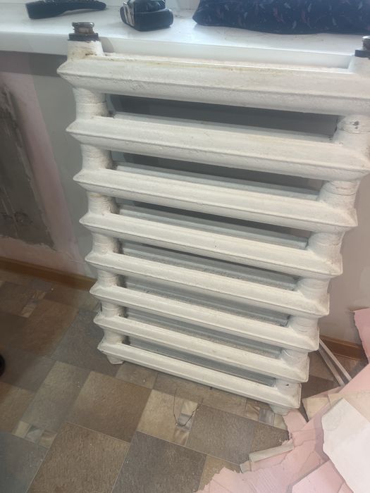 Продам батареи чугун