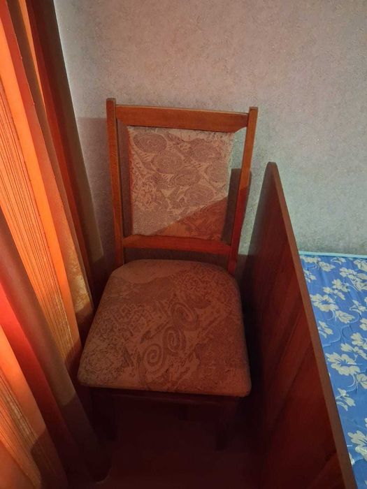 Стул, мягкий гостиный