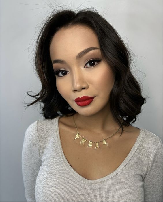 Макияж и укладка