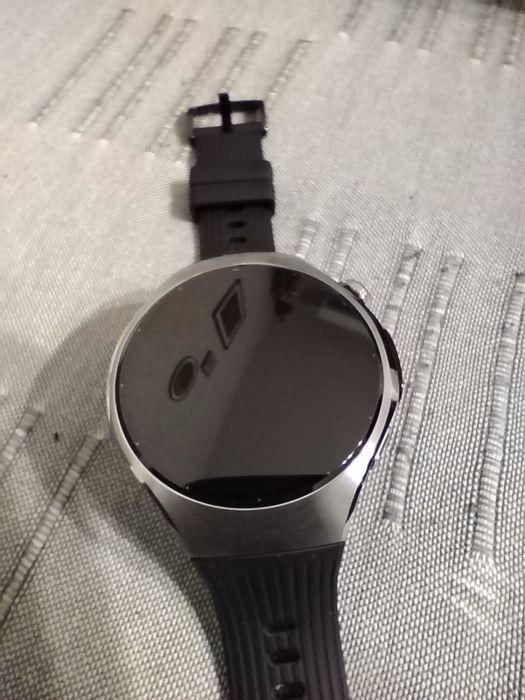 Смарт часовник Huawei Watch 5