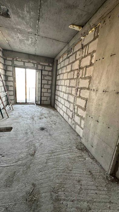 Бухоро ситидан 2 хонали 70 кв.м  коробка сотилади
