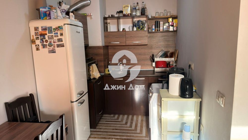 Продава се Двустаен апартамент в Бургас, Сарафово - 68 кв.м за 2059 €/кв.м - Снимка #2