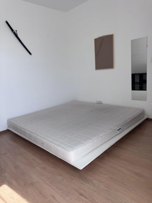 Inchiriez apartament cu 3 camere , 2 bai , complet mobilat si utilat in blocul Iris 3