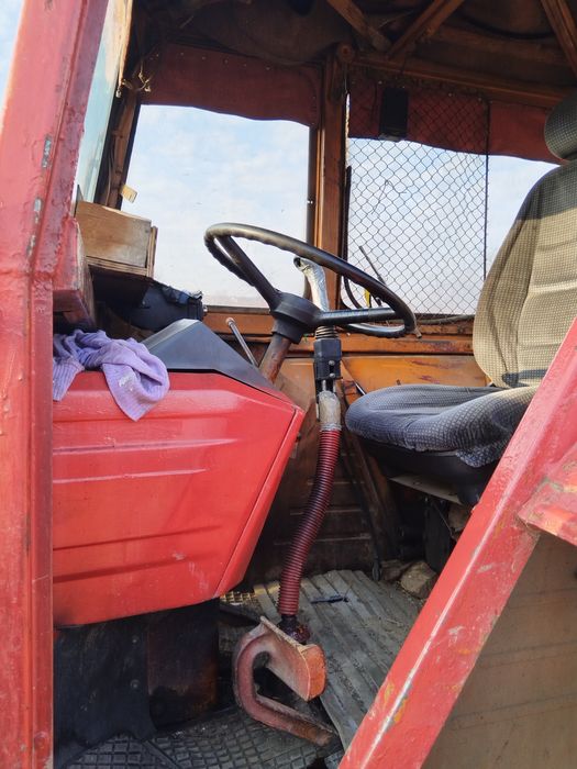 Tractor 650 cu frontal