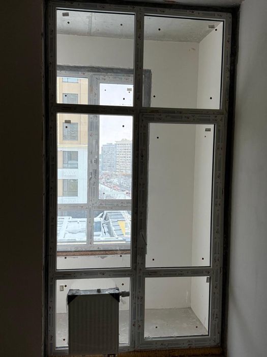 Пластиковое окно с дверью