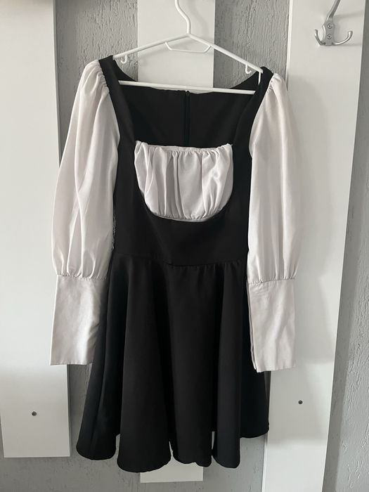 Рокля от магазин LBD