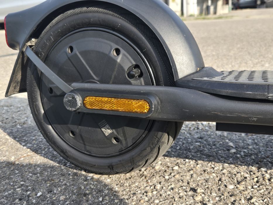 Trotineta electrica NINEBOT KickScooter F2