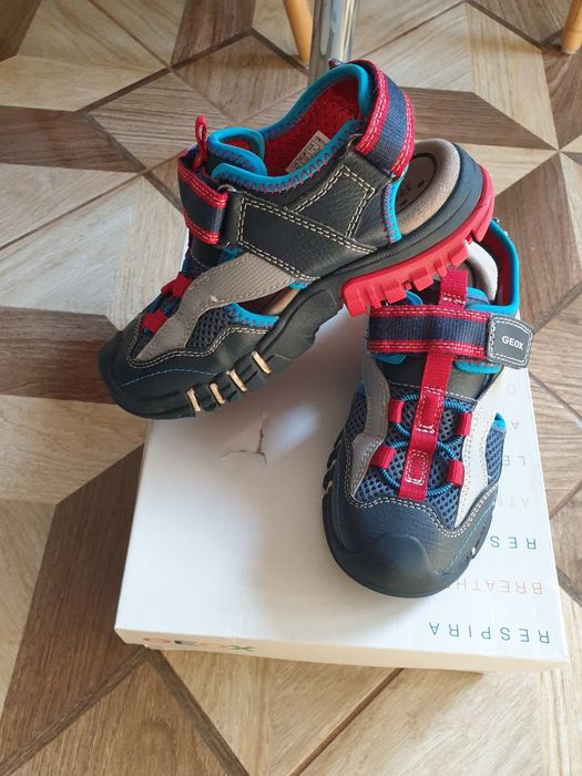 Sandale baieti marimea 32