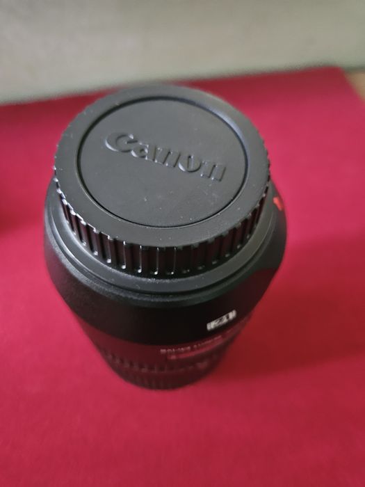 Обектив Tamron 
AF 70-300mm f/4-5.6
SP Di