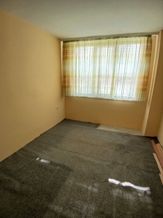 Дава се под наем Четиристаен апартамент в Стара Загора, Център - 90 кв.м за 357 € - Снимка #6