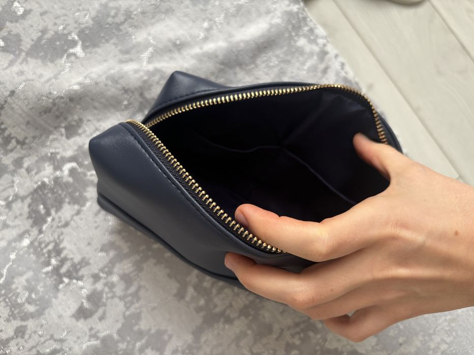 Косметичка MOSCHINO оригинал новая