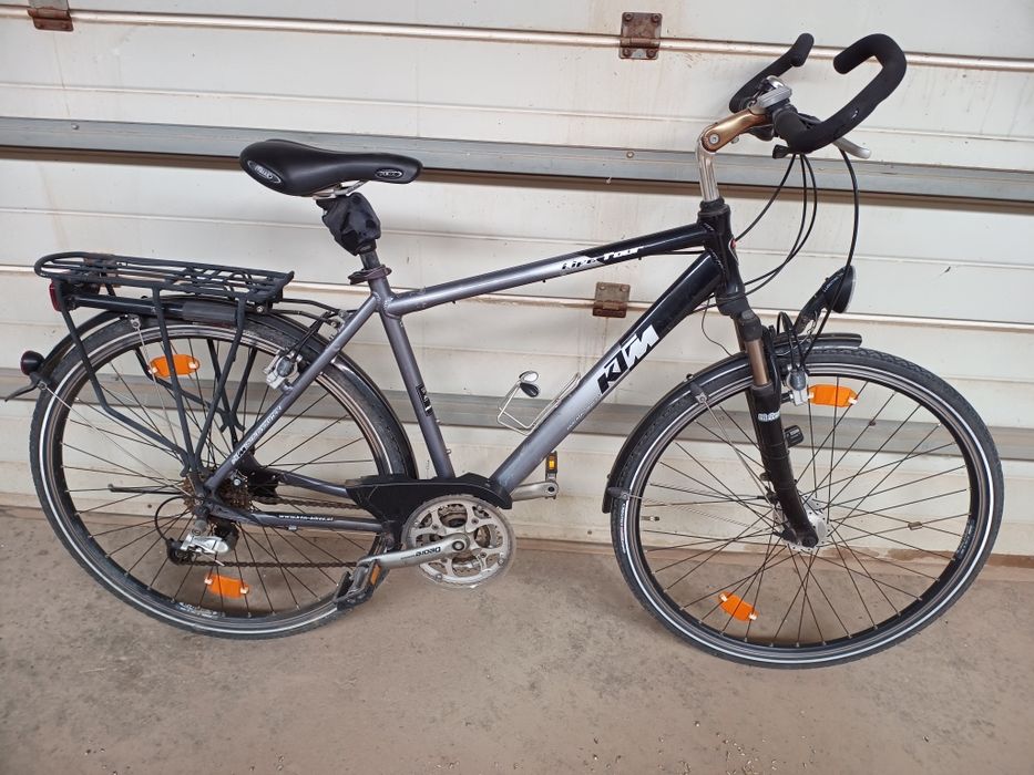 Bicicletă KTM cu roți pe 28