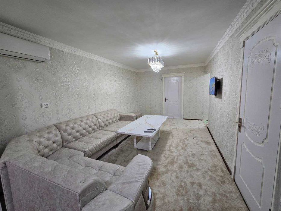 Продаётся люкс 2х комнатная квартира на 4-этаж 6-веранда ул.Гагарина!!