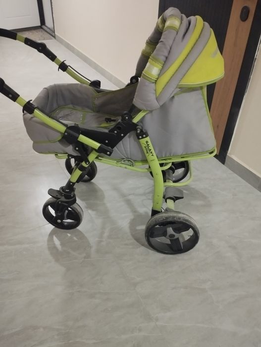 Продам Коляска за 1500тг.