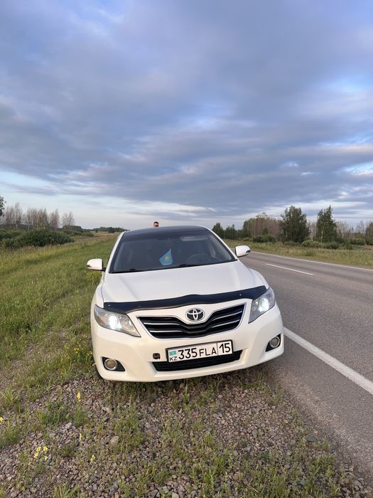 Продам тойота Камри 2009год