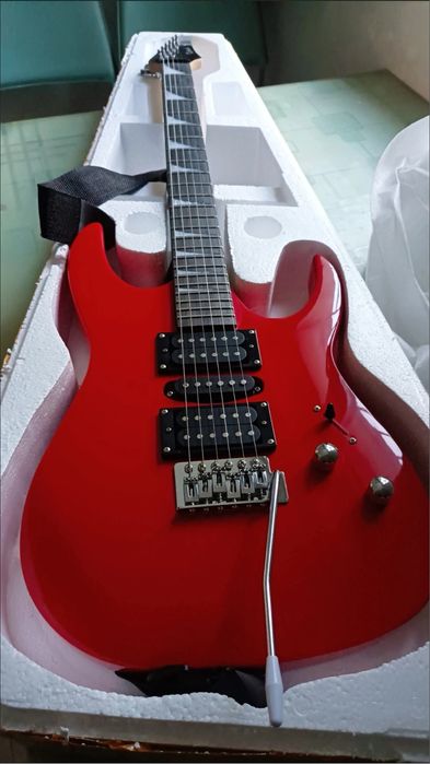 Электрогитара новая