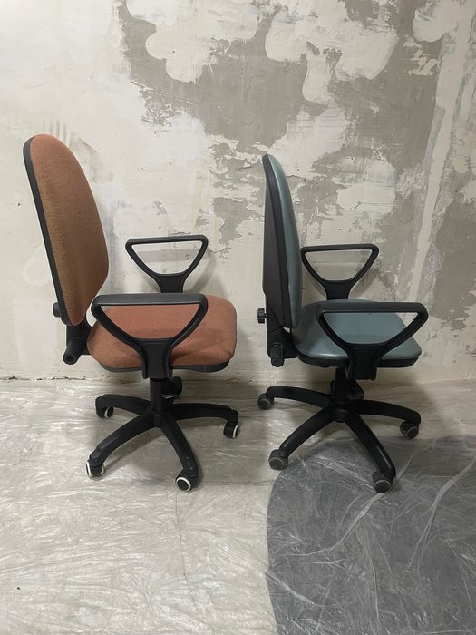 Добротный стул мебель