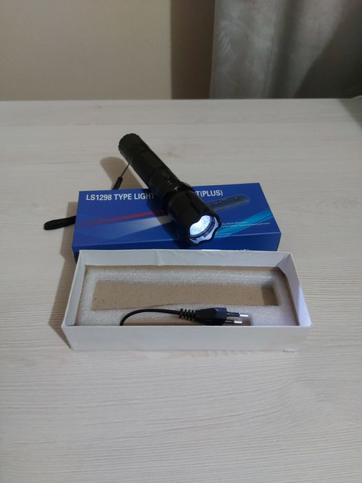 Lanterna cu electrosoc LS1298
