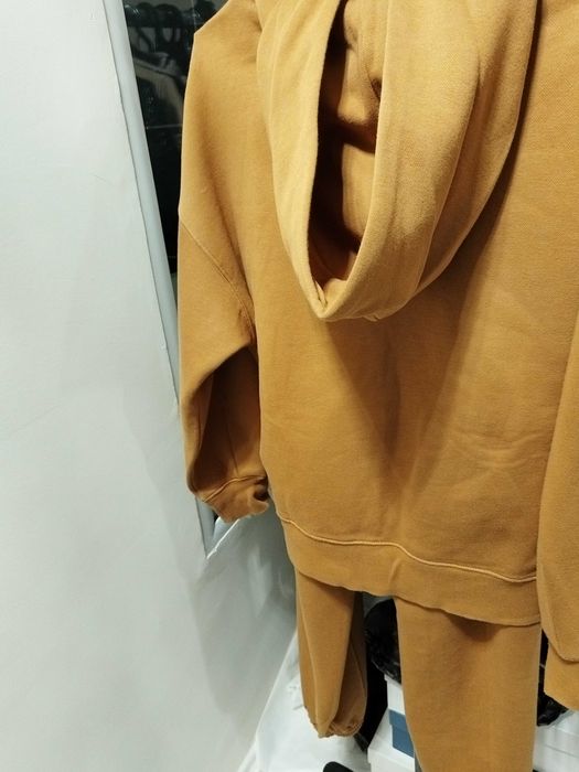 Спортен панталон и суичър PUMA. Цената е за Комплекта!