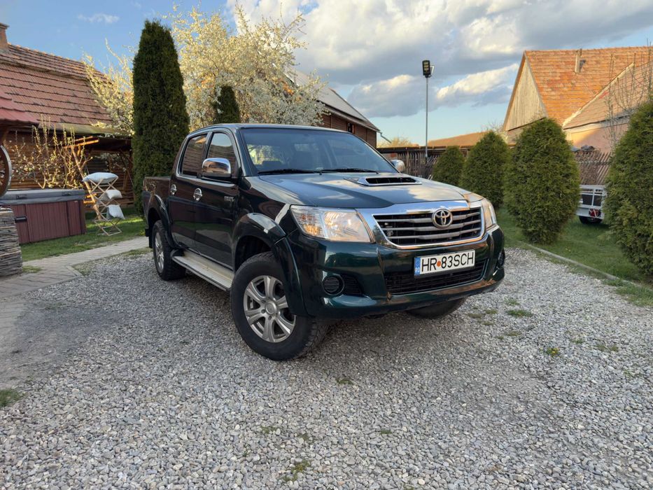 Toyota Hilux 2.5 D-4D 144 cp Euro 5 2012
