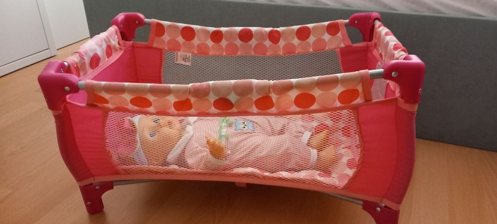 Голяма детска кошара с кукла