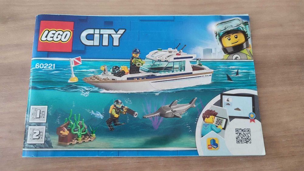 LEGO City Great Vehicles - Iaht pentru scufundari 60221
