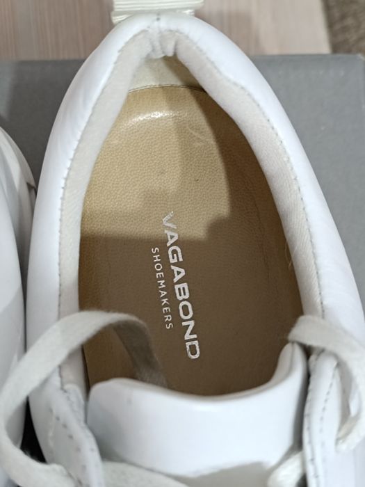 Adidași Vagabond