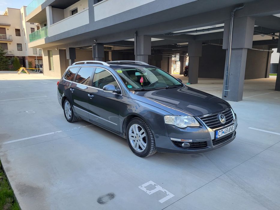 Volkswagen Passat b6 An 2010 Motorizare 2.0 TDI Diesel 140 cp6+1V full opțiunii