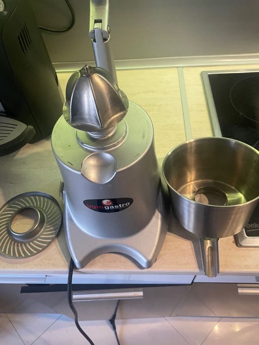 Автоматична цитрус преса