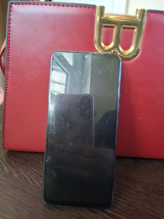 Vivo V21e 8/128gb