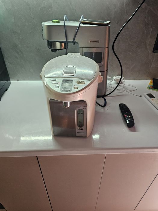 термопот Panasonic VIP