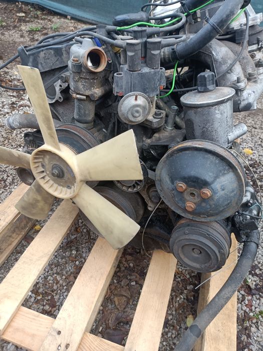 Части за Мерцедес 124