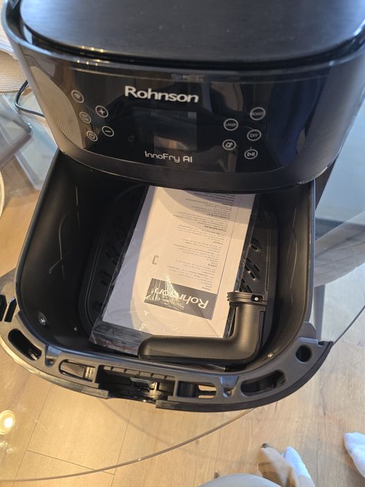 Friteuză cu aer cald Rohnson R-2884 InnoFry AI. 
Strat ceramic 100% s