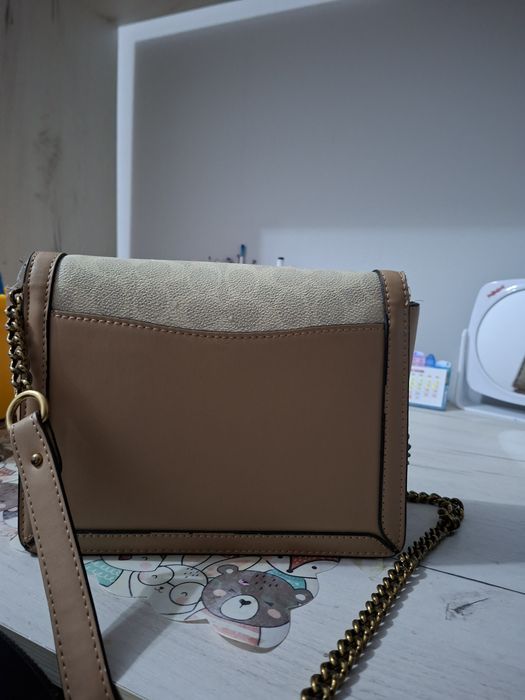 Продам сумку клатч через плечо
