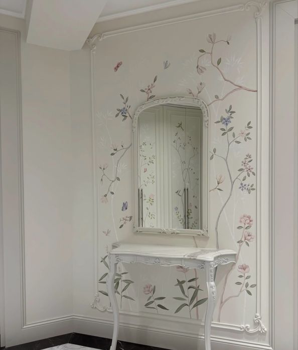 Роспись стен, барельеф